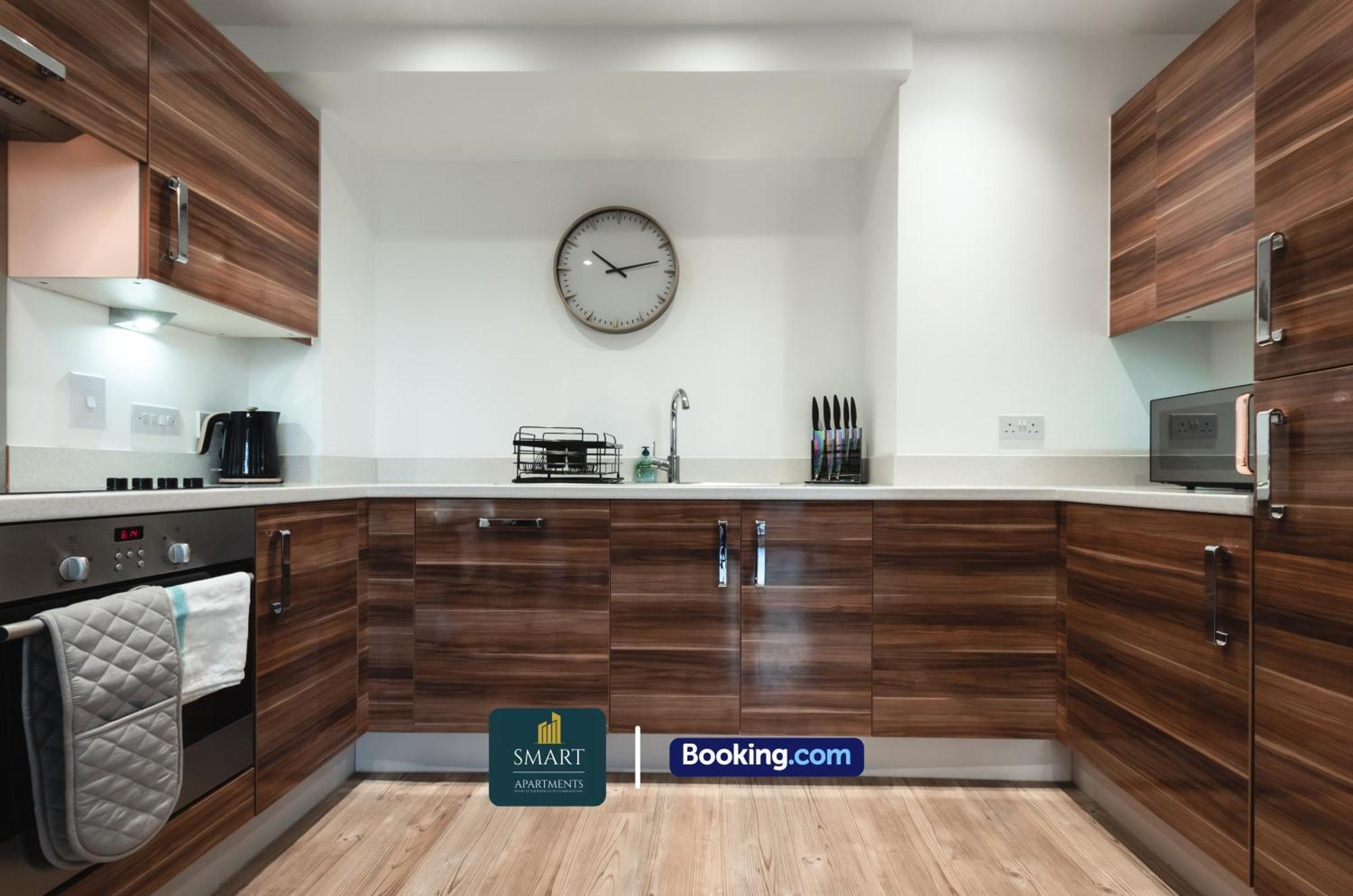 Spacious City Center Apartment By Smart Apartments Short Lets & Serviced Accommodation Apartment Southampton With Free Wifi Eksteriør bilde